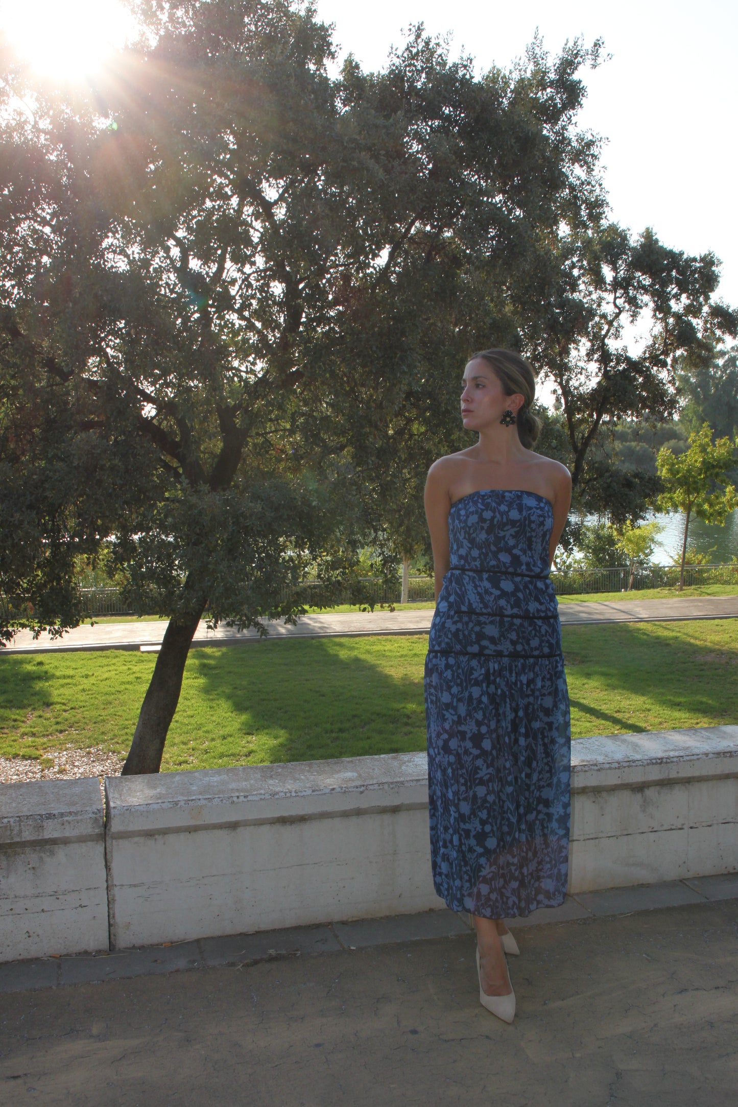 Vestido honor frunce